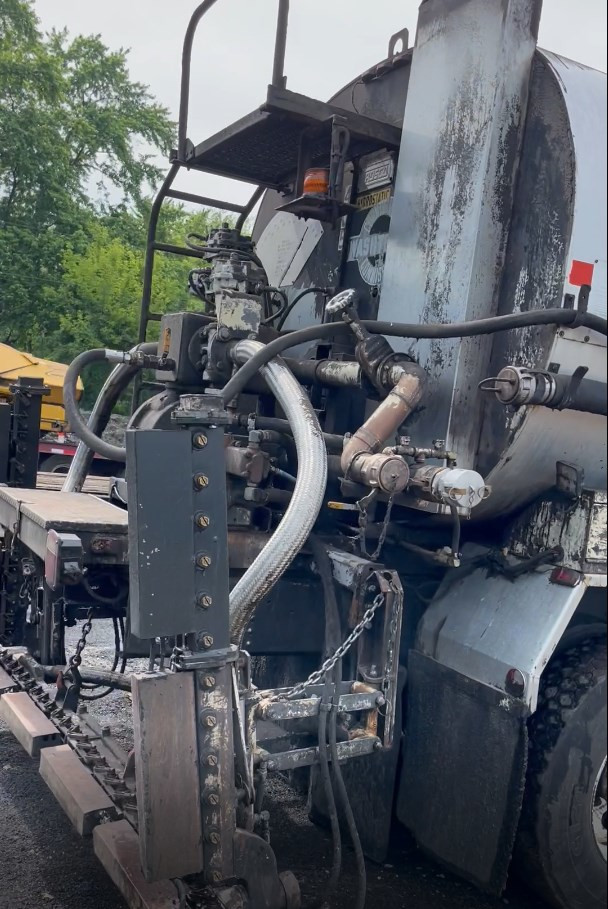 Tack & Seal.jpg Tack & Seal.jpg